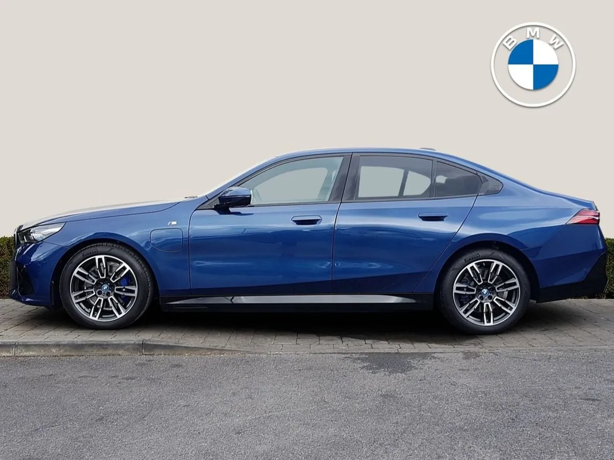 BMW 5 Series 530e M Sport - Image 3