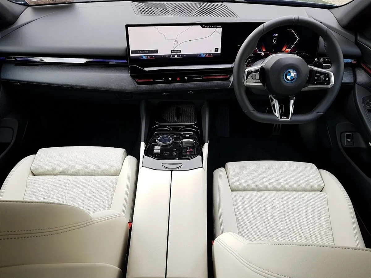 BMW 5 Series 530e M Sport - Image 4