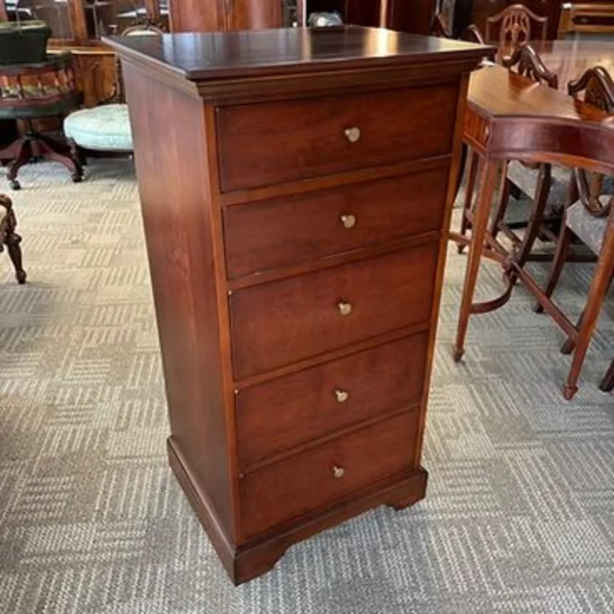 Fabulous mahogany gradual chest of drawers