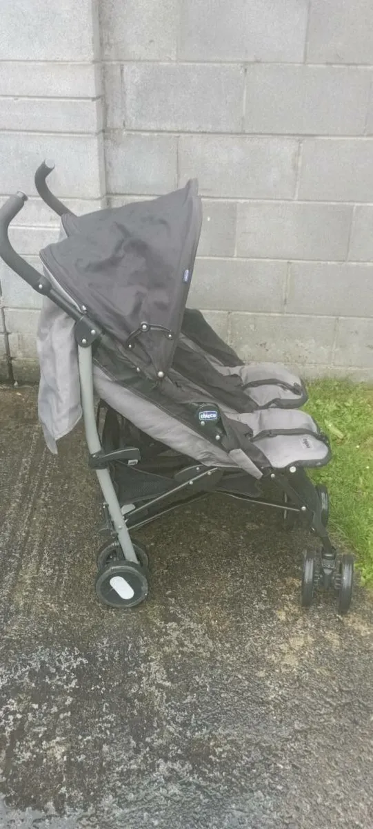 Chicco echo double buggy stroller - Image 2