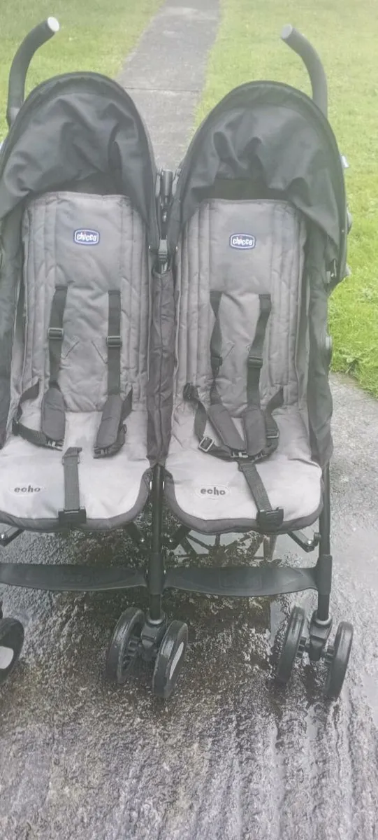 Chicco echo double buggy stroller - Image 4