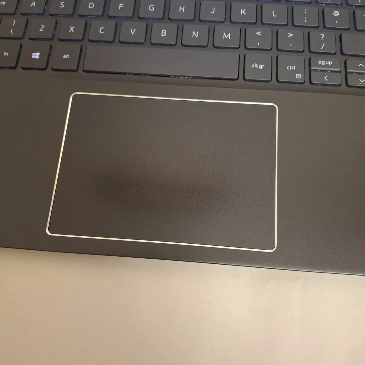 Dell Vostro 14 5401 Laptop | i5 10th Gen | 16GB - Image 4