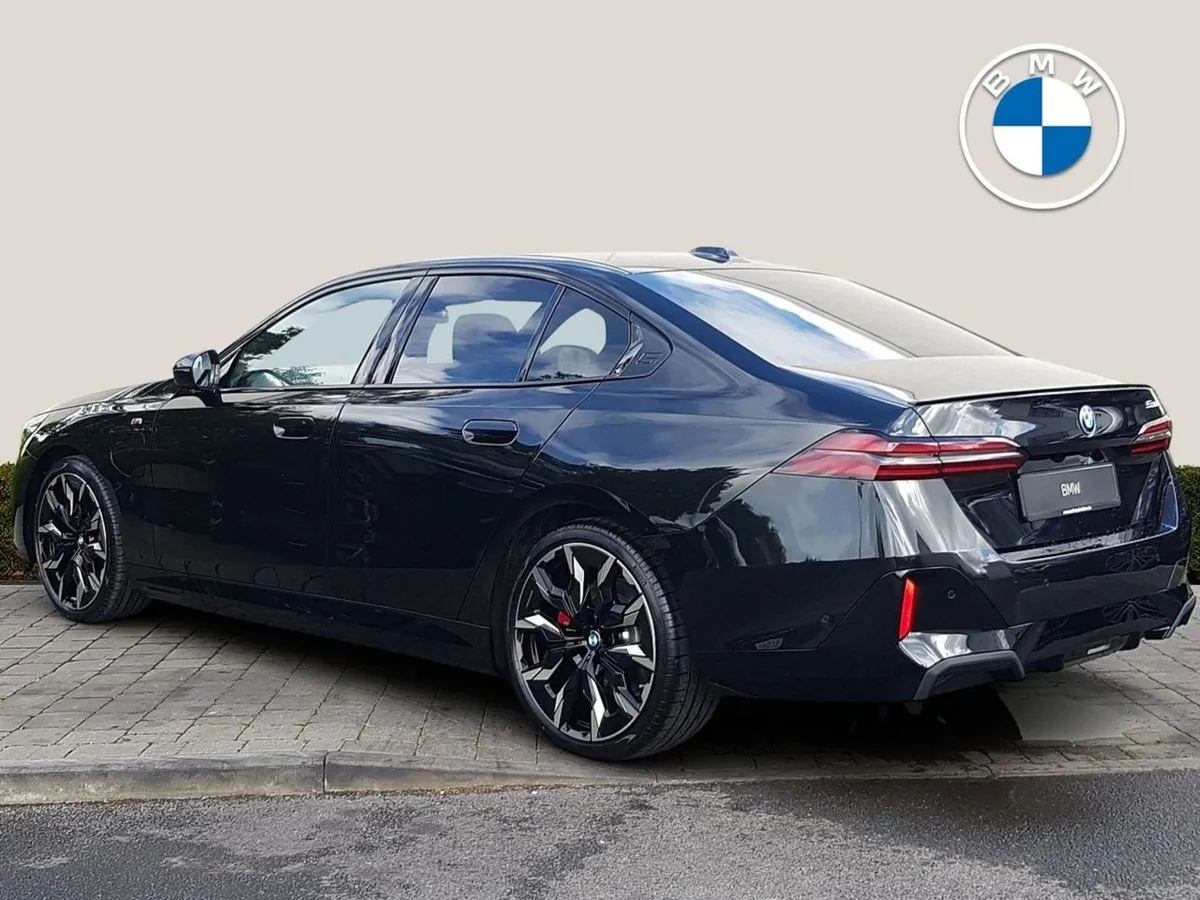 BMW 5 Series 530e M Sport Pro Saloon - Image 2