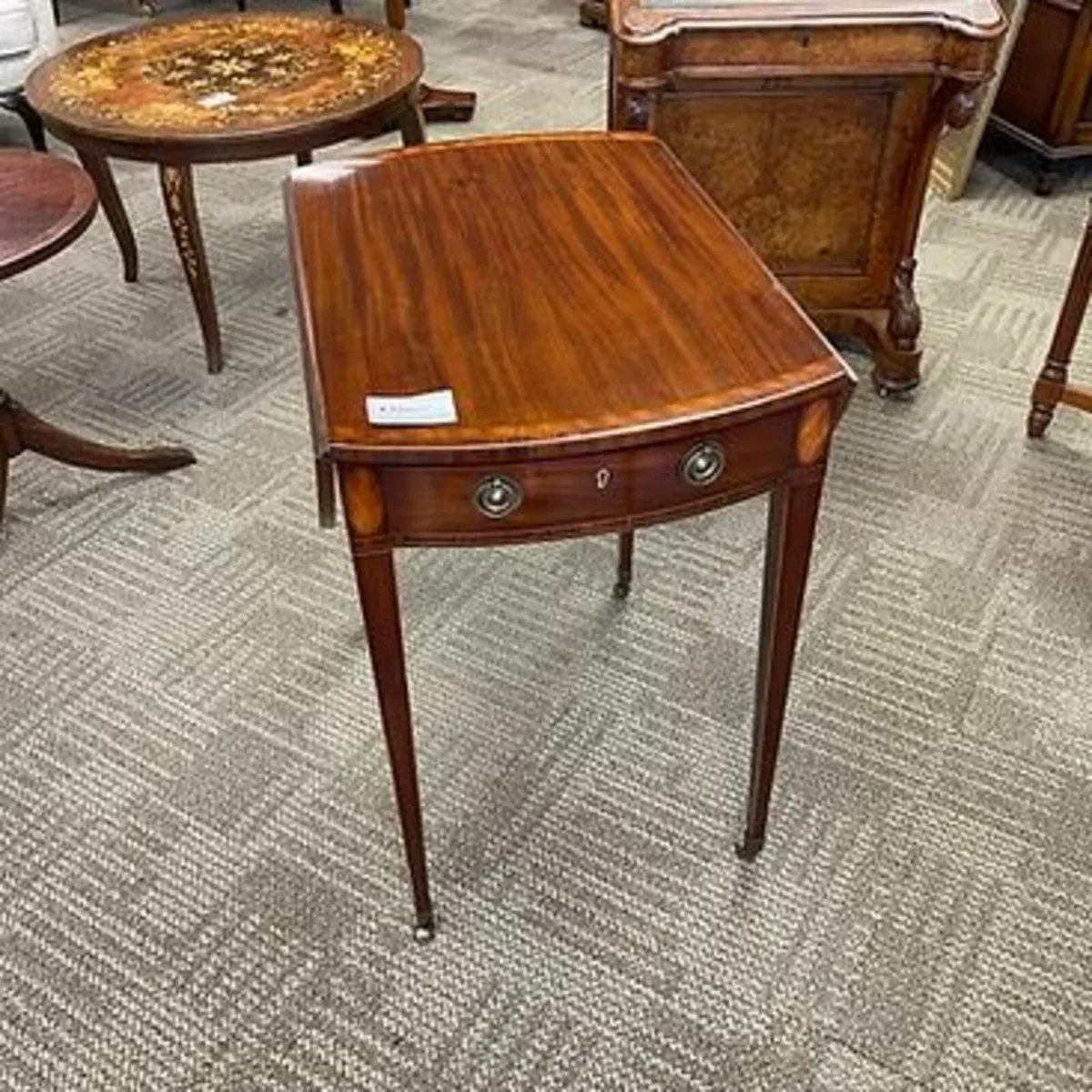 Sheraton mahogany drop leaf side table