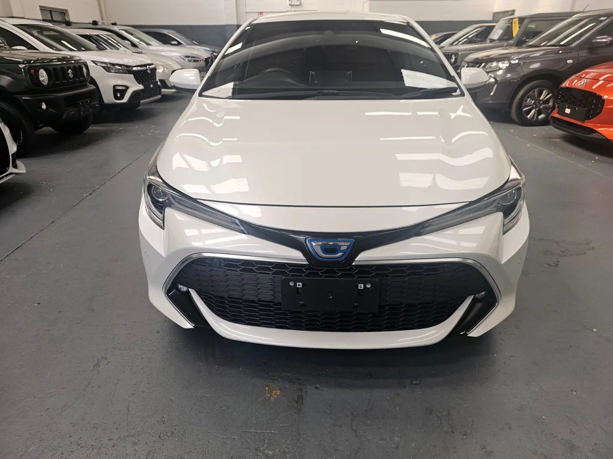 Toyota Corolla Sport Hybrid 2019 - Image 2