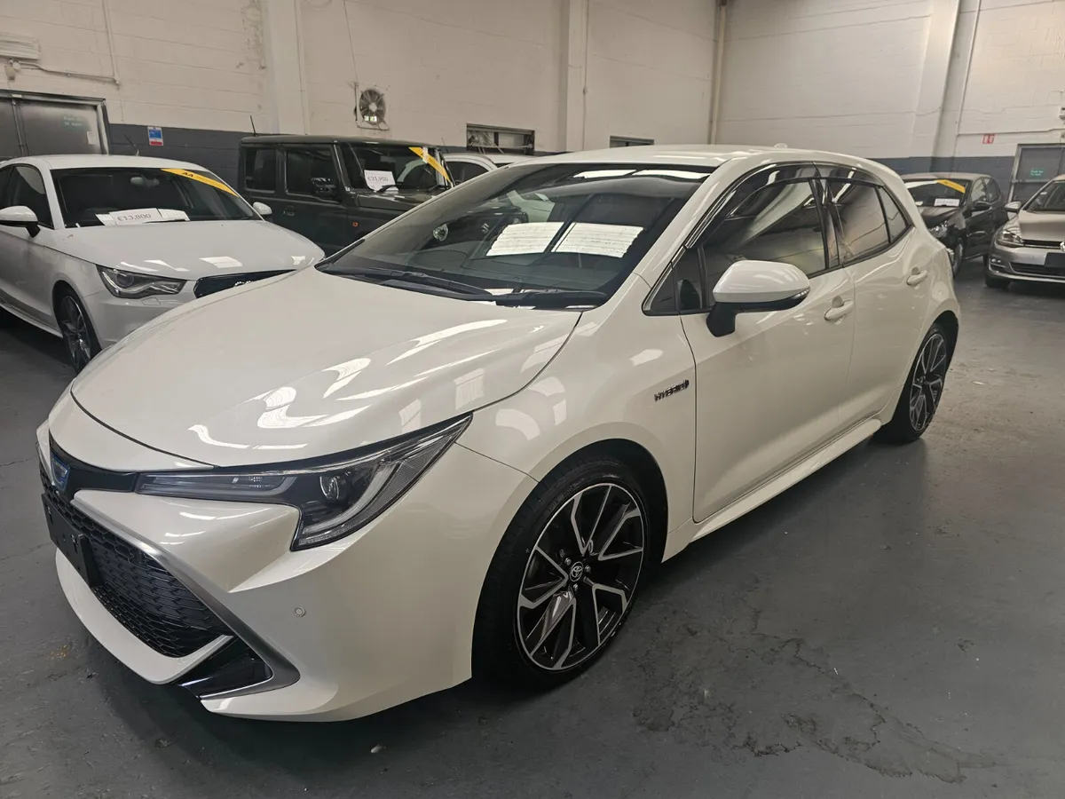 Toyota Corolla Sport Hybrid 2019 - Image 3