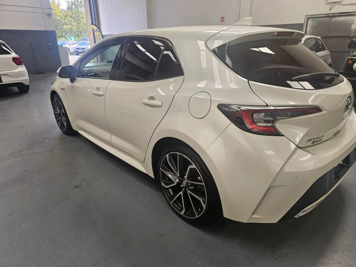 Toyota Corolla Sport Hybrid 2019 - Image 4