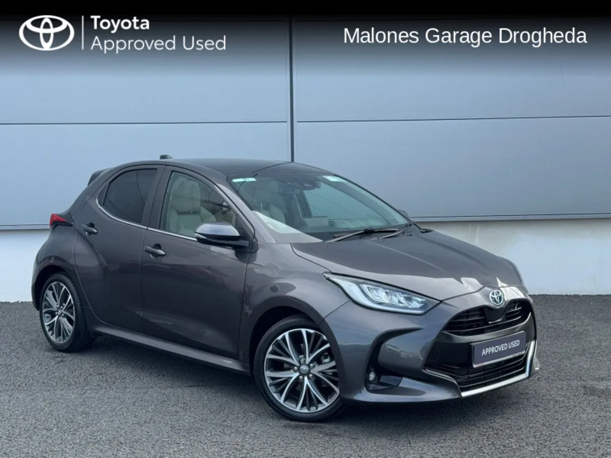 Toyota Yaris 1.5 Hybrid Platinum *Panormic Roof* C - Image 1
