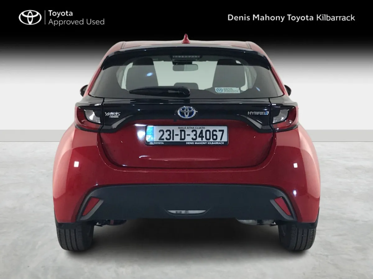 Toyota Yaris 1.5 HYBRID LUNA - Image 4
