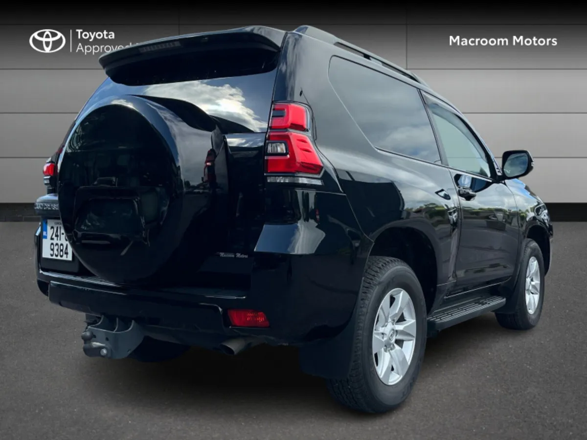Toyota Land Cruiser - Image 2
