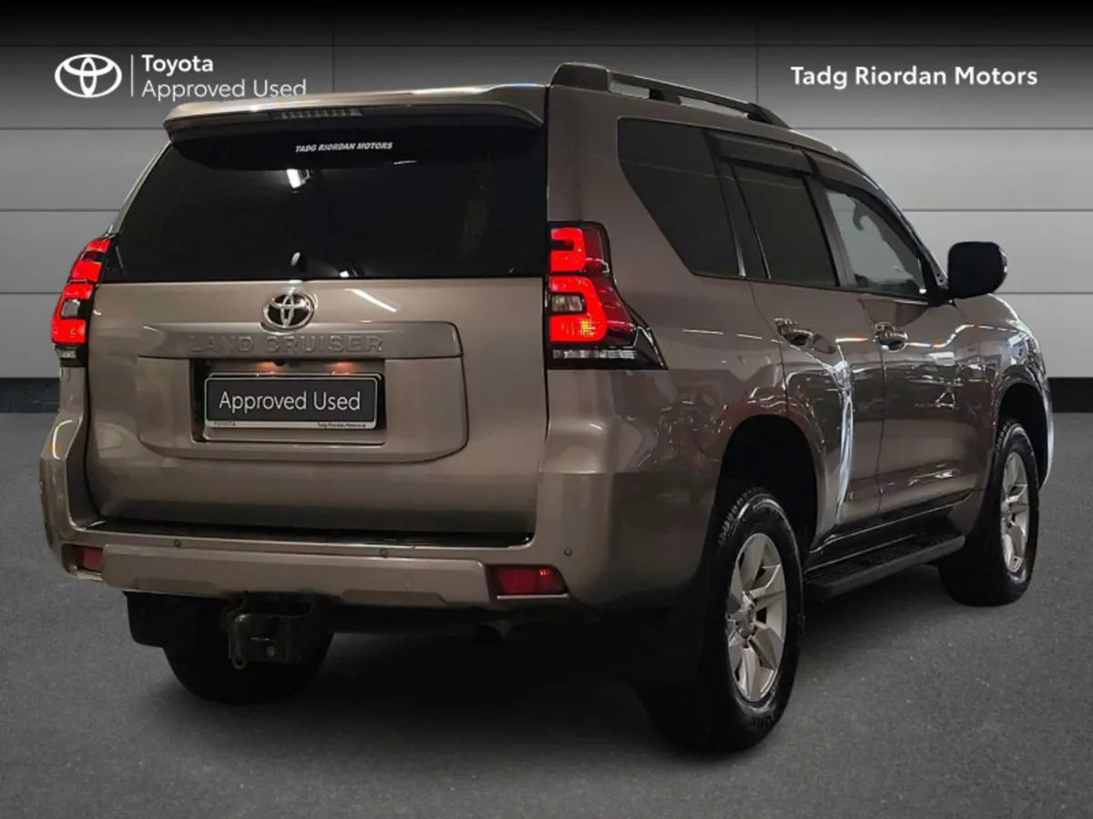 Toyota Land Cruiser LWB COMMERCIAL AUTO 4DR - Image 2