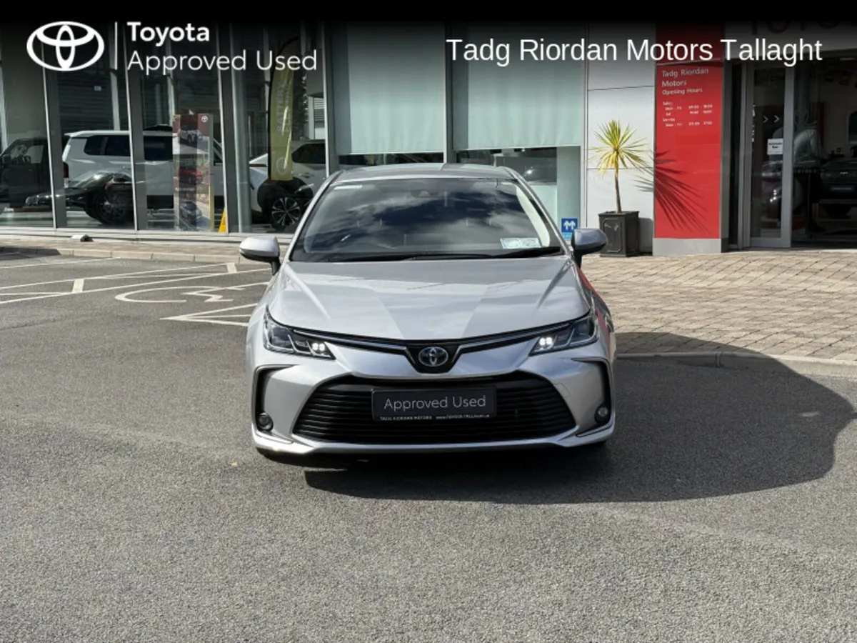 Toyota Corolla HYBRID LUNA - Image 2