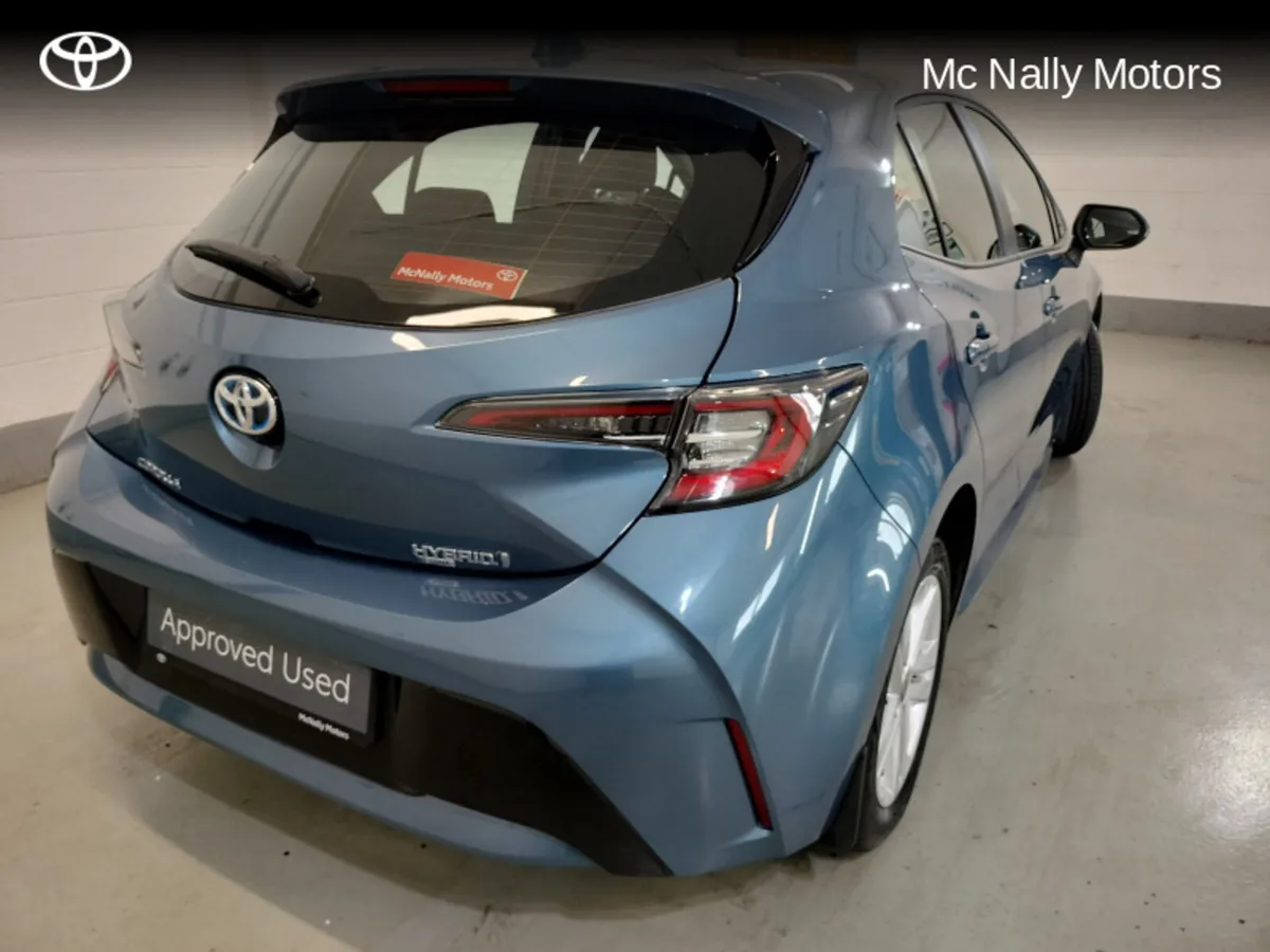 Toyota Corolla HYBRID LUNA HBACK LOW KMS - Image 3