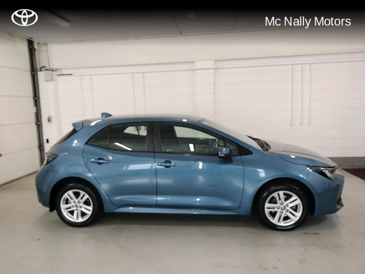 Toyota Corolla HYBRID LUNA HBACK LOW KMS - Image 4
