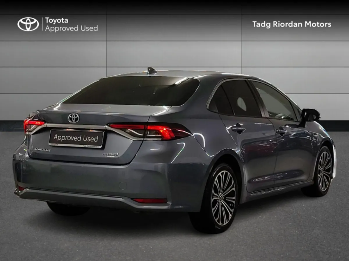 Toyota Corolla HYB LUNA SPORT SA - Image 2