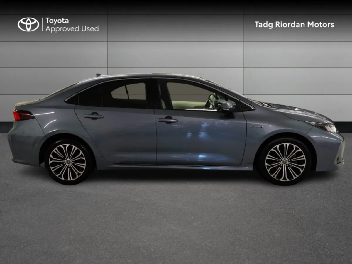 Toyota Corolla HYB LUNA SPORT SA - Image 3