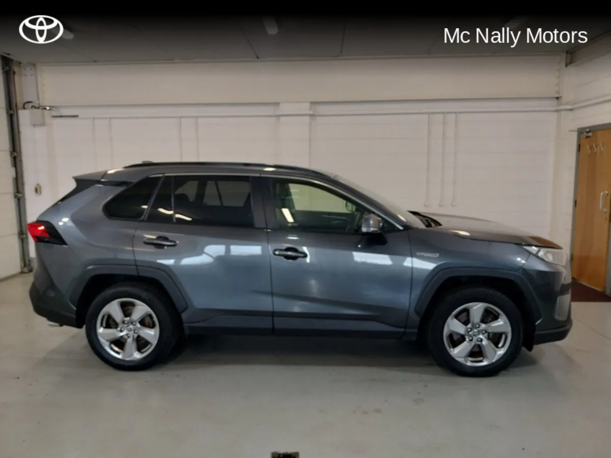Toyota RAV4 HYBRID SOL LEATHER HEATED SEATS - Image 4