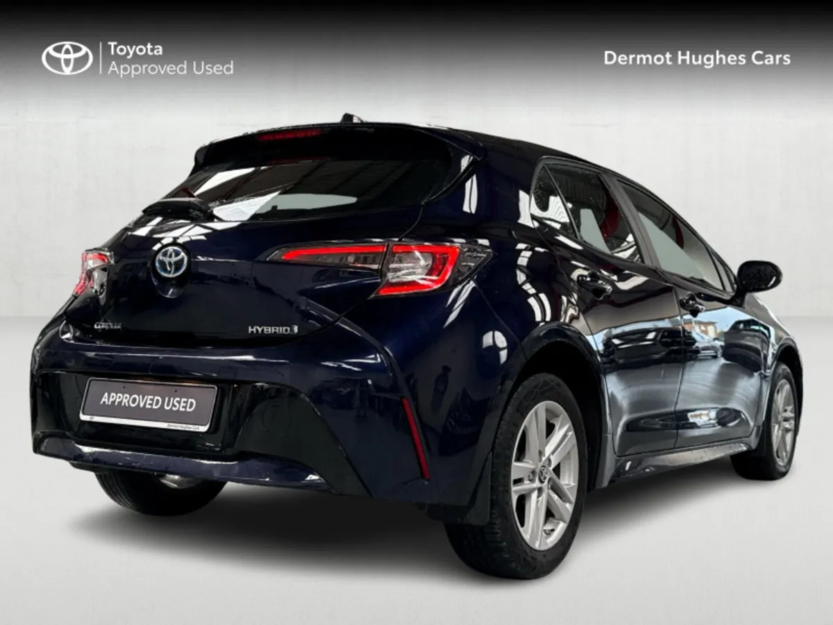 Toyota Corolla COROLLA HYBRID LUNA H/B - Image 2