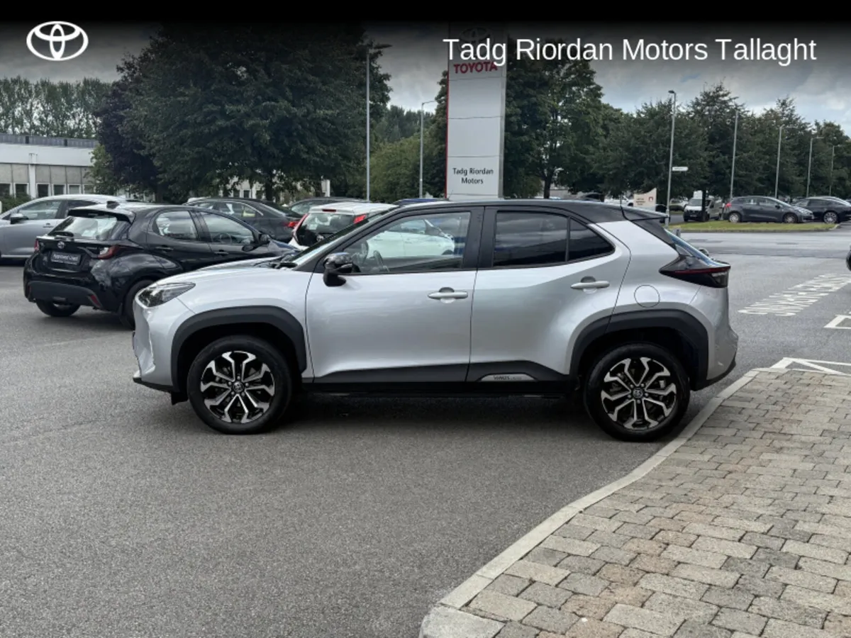 Toyota Yaris Cross LUNA SPORT 4DR AUTO - Image 4