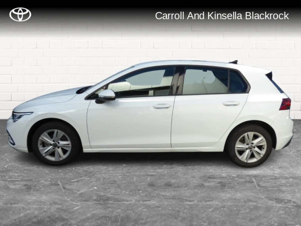 Volkswagen Golf Life 1.0 TSi Manual - Image 3
