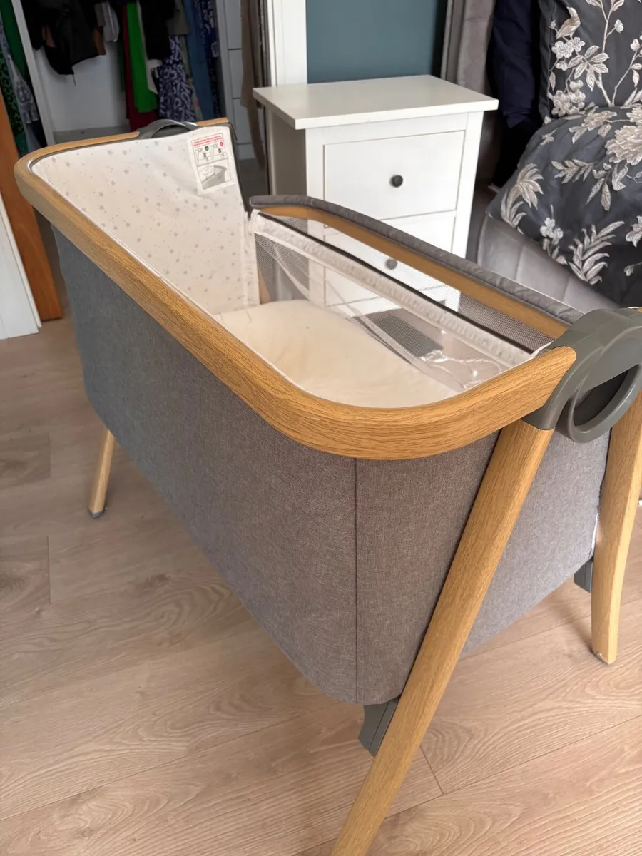 Co-sleeper - Image 2
