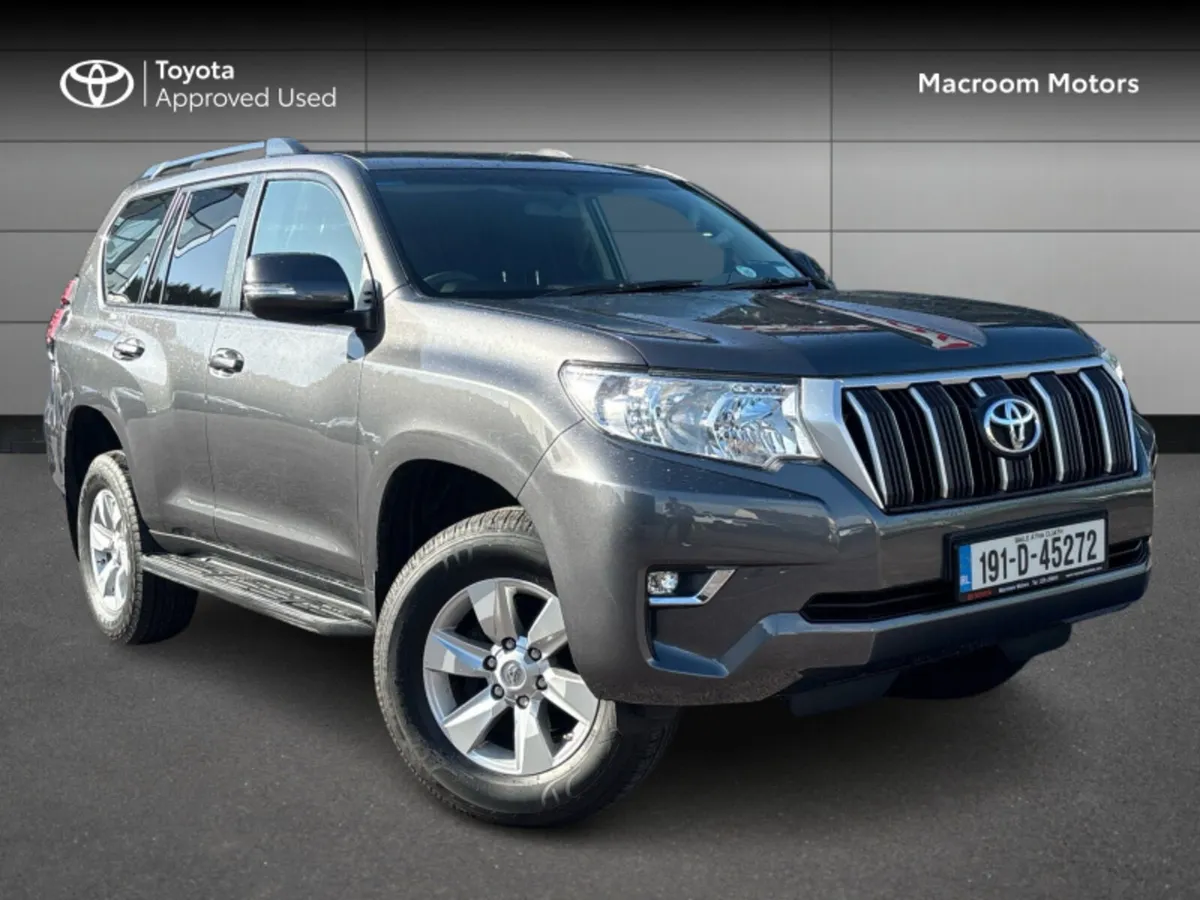Toyota Land Cruiser 2.8 UTILITY VX 5DR - Image 1