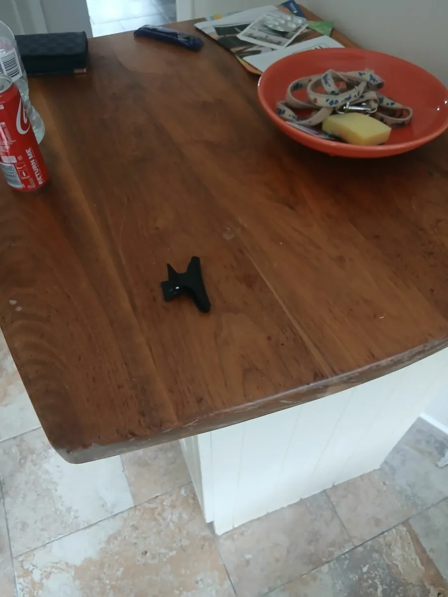 Kitchen island - Image 2