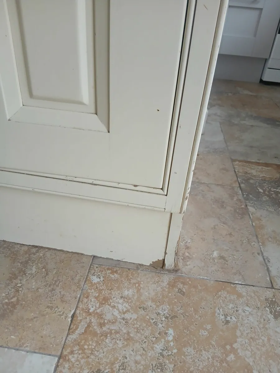 Kitchen island - Image 3