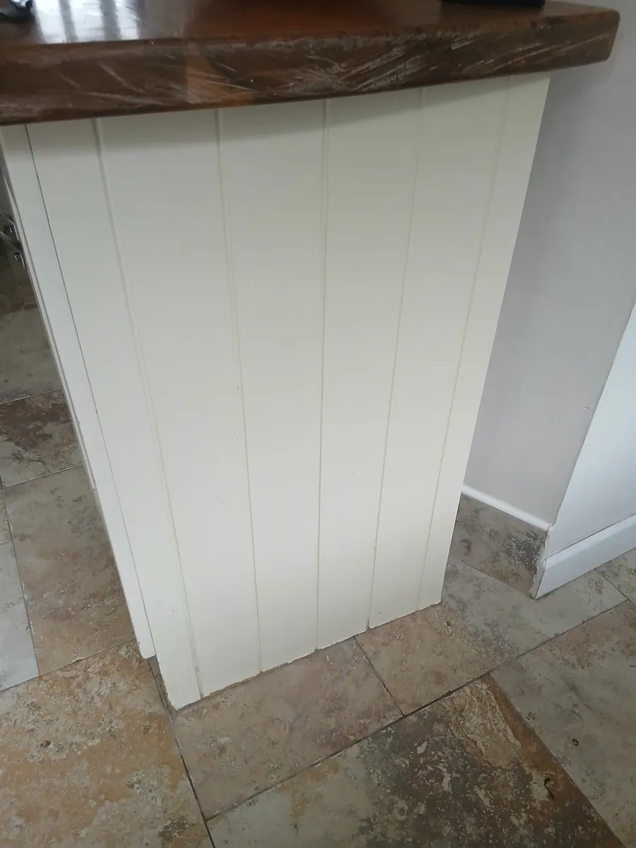 Kitchen island - Image 4