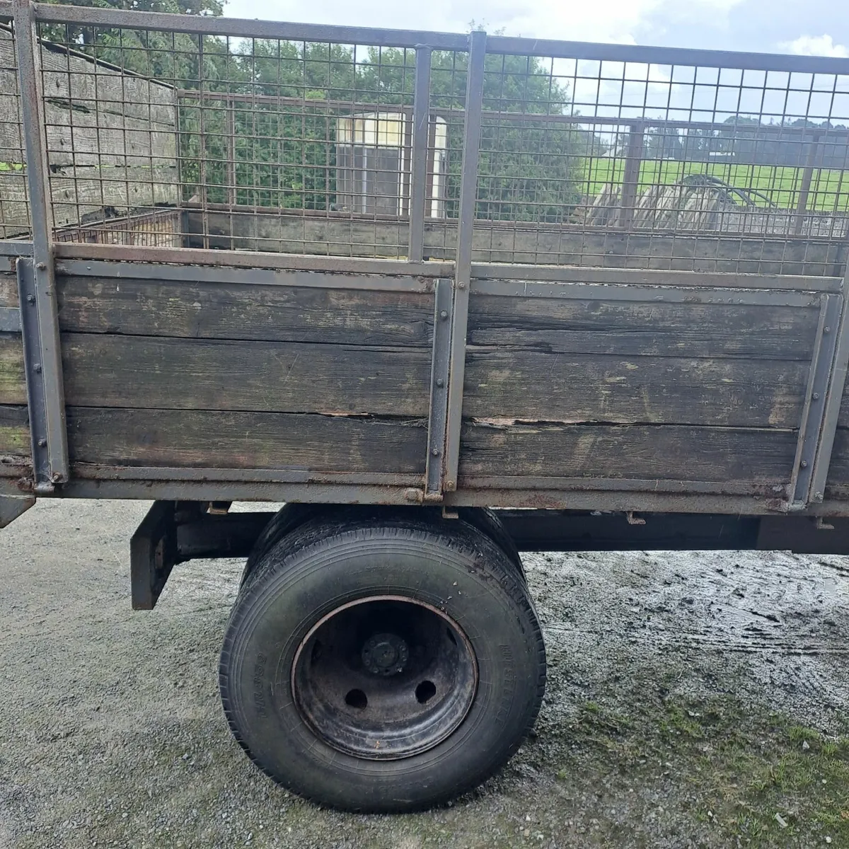 Tipping trailer - Image 3