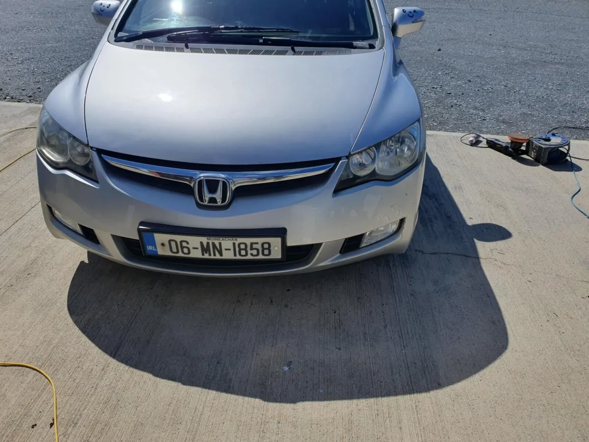 06 Honda civic Automatic - Image 2