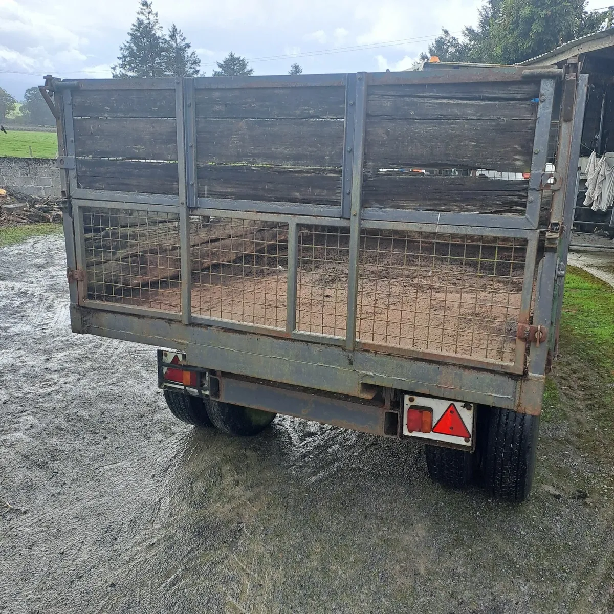 Tipping trailer - Image 1