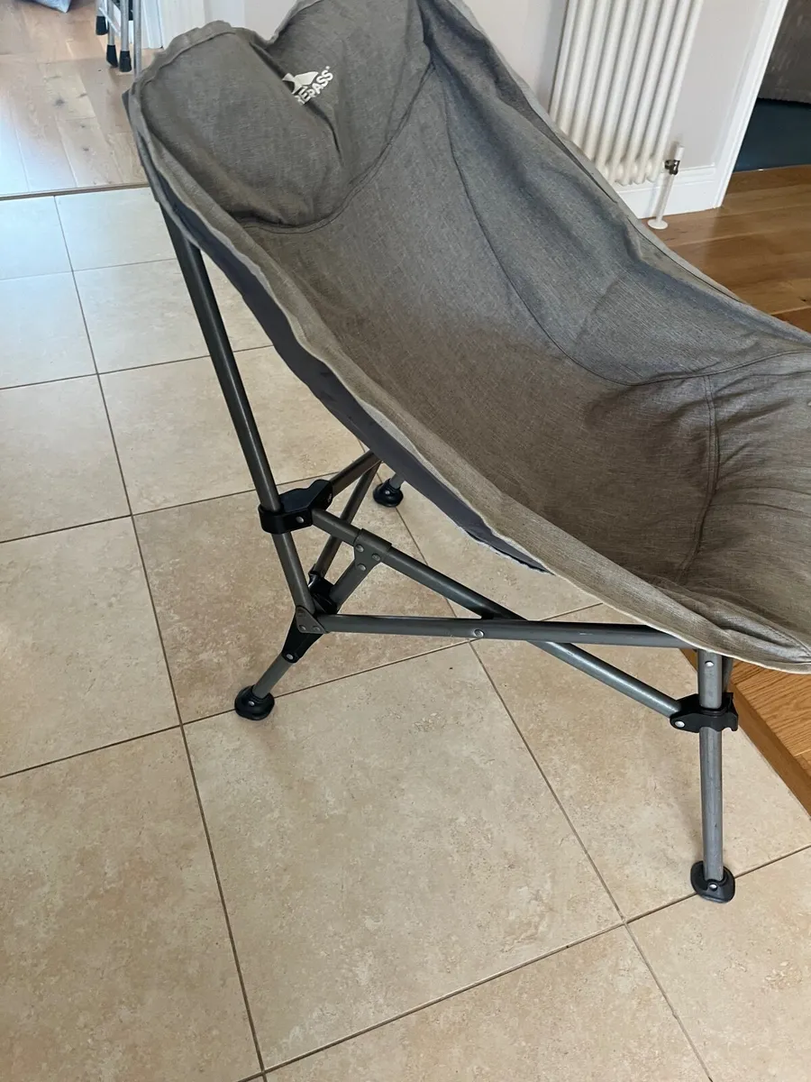 Trespass Camping Seat - Image 1