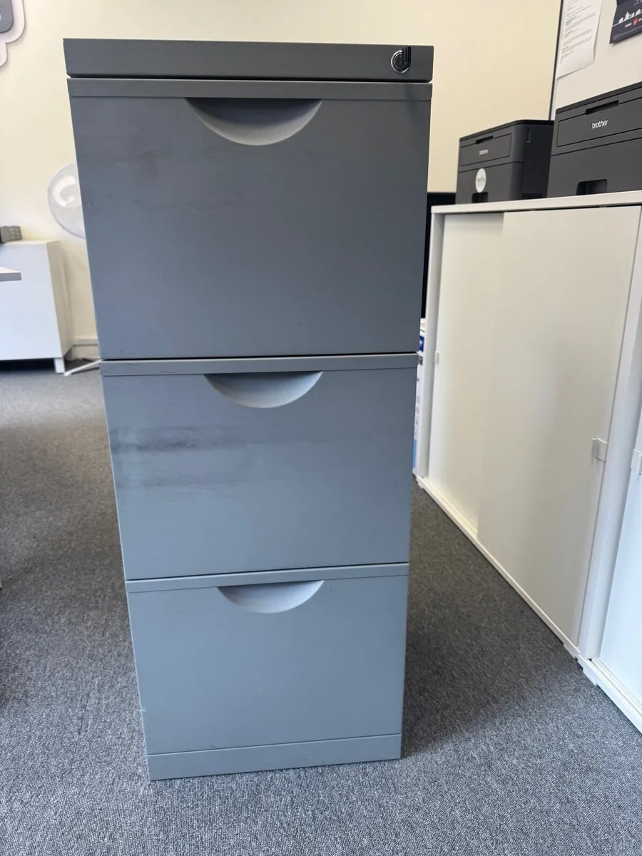 Free to take away - Filing cabinet - Image 1