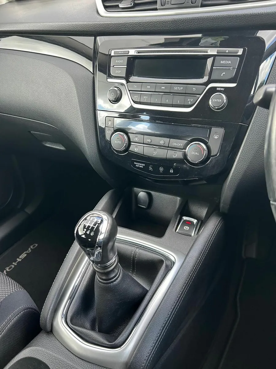 Nissan Qashqai 2015 - Image 4