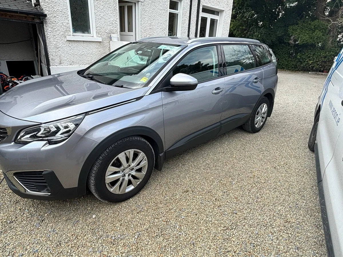Peugeot 5008 - Image 2