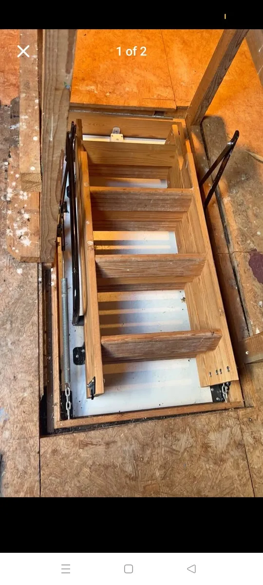 Attic stairs - Image 1