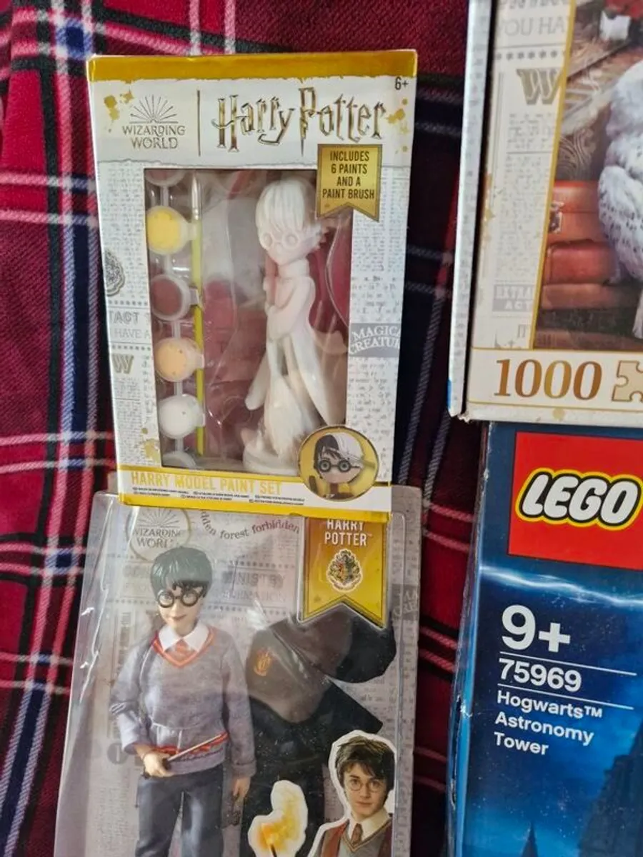 Harry Potter lego bundle and jigsaw & figure - Image 3
