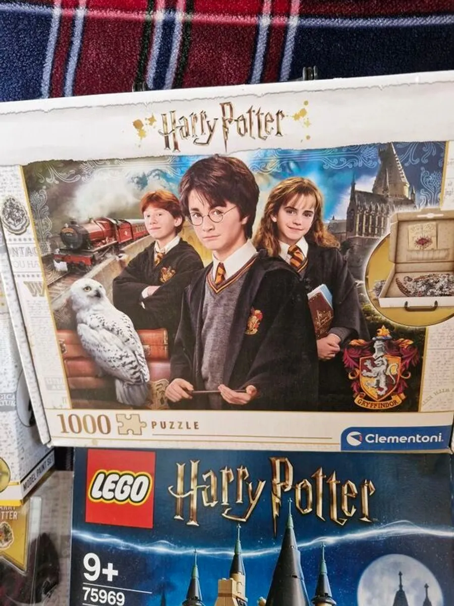 Harry Potter lego bundle and jigsaw & figure - Image 4