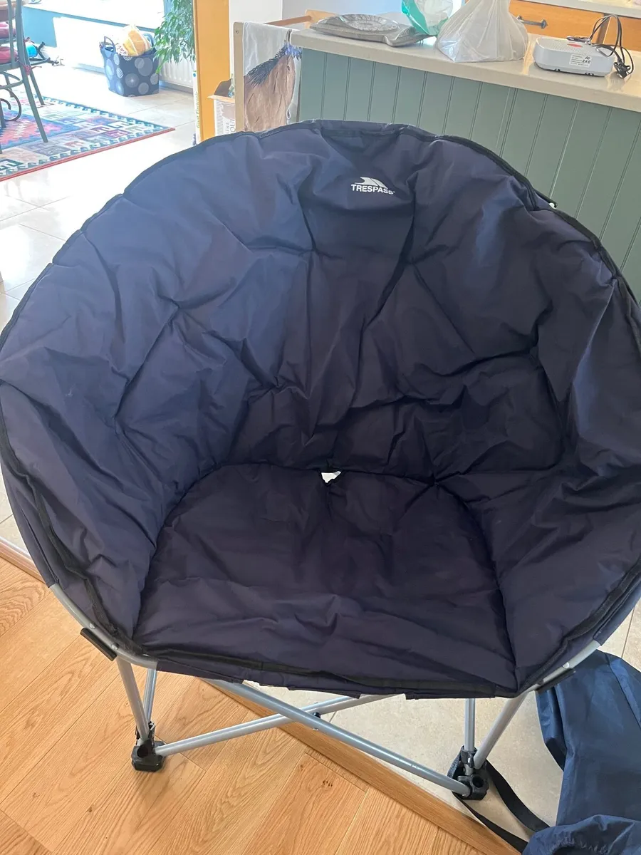 Trespass Moon Chairs - Image 1
