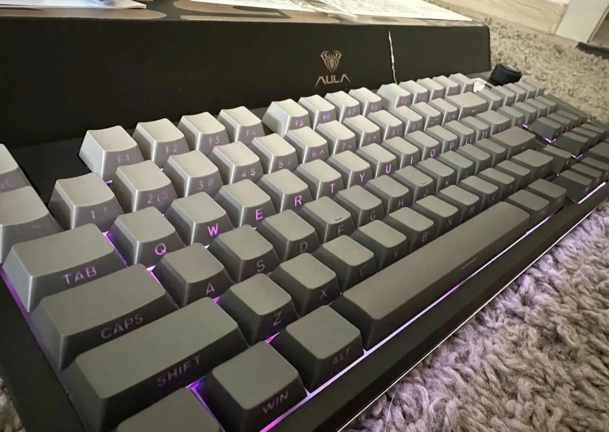 Mechanical Keyboard Aula - Image 1