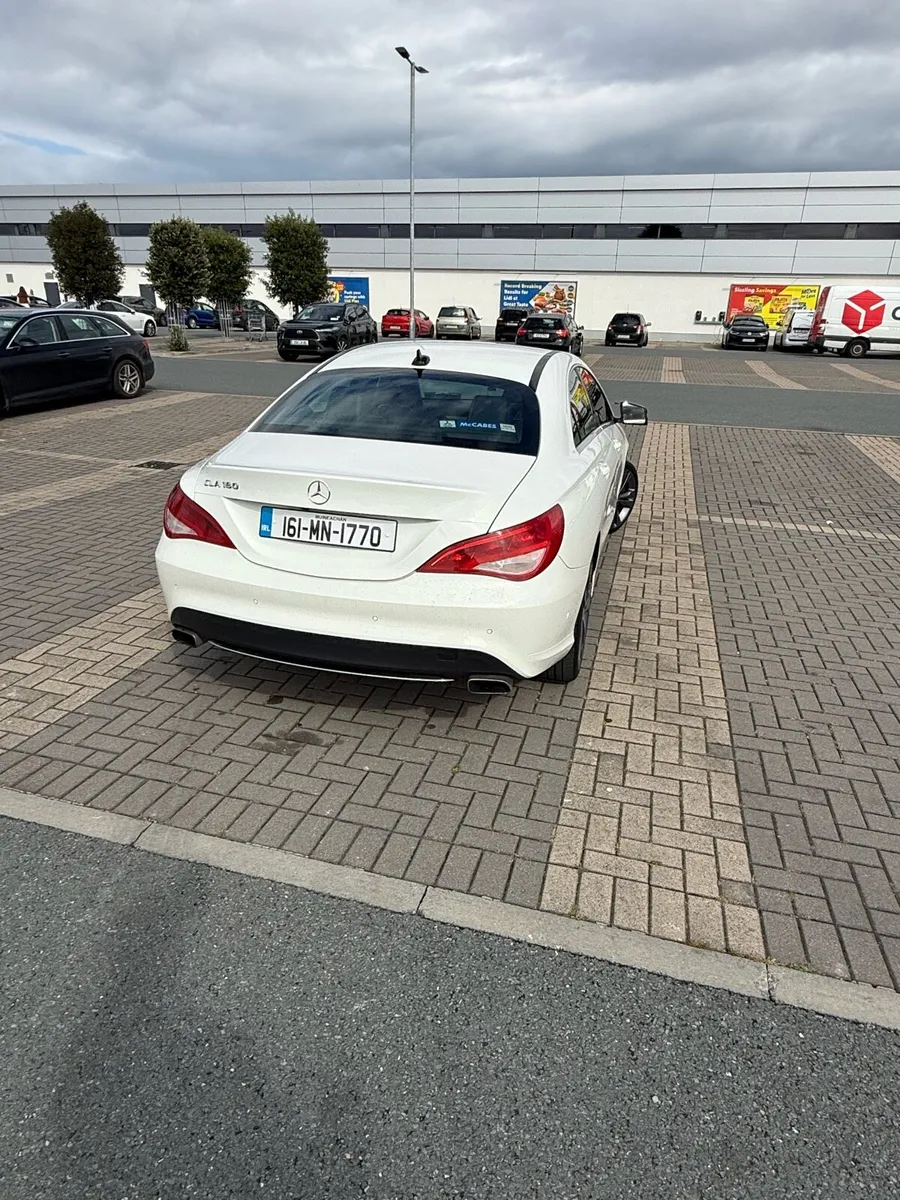 Cla 180 low mileage - Image 2