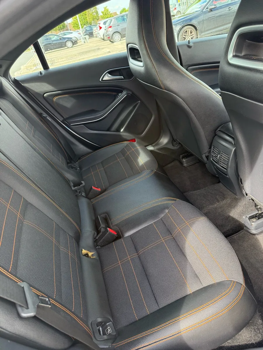 Cla 180 low mileage - Image 4
