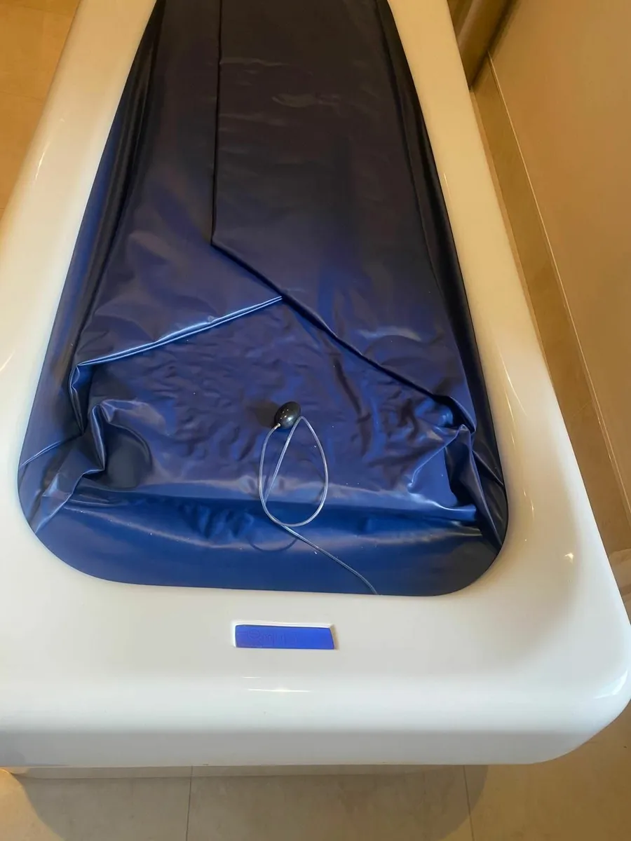 Professional Salon Dry Float Table - Image 3