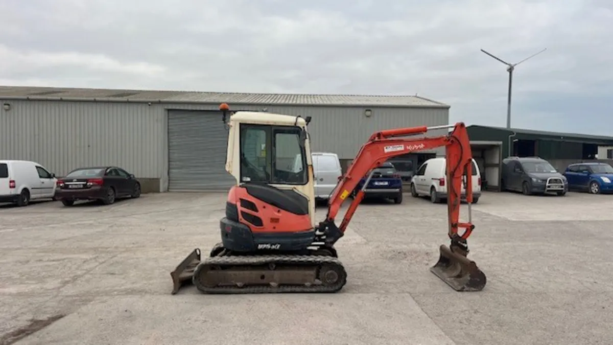 2011 Kubota U25-3 - Image 3