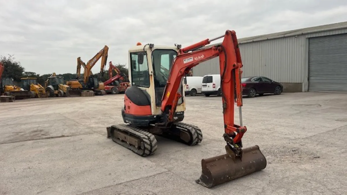 2011 Kubota U25-3 - Image 4