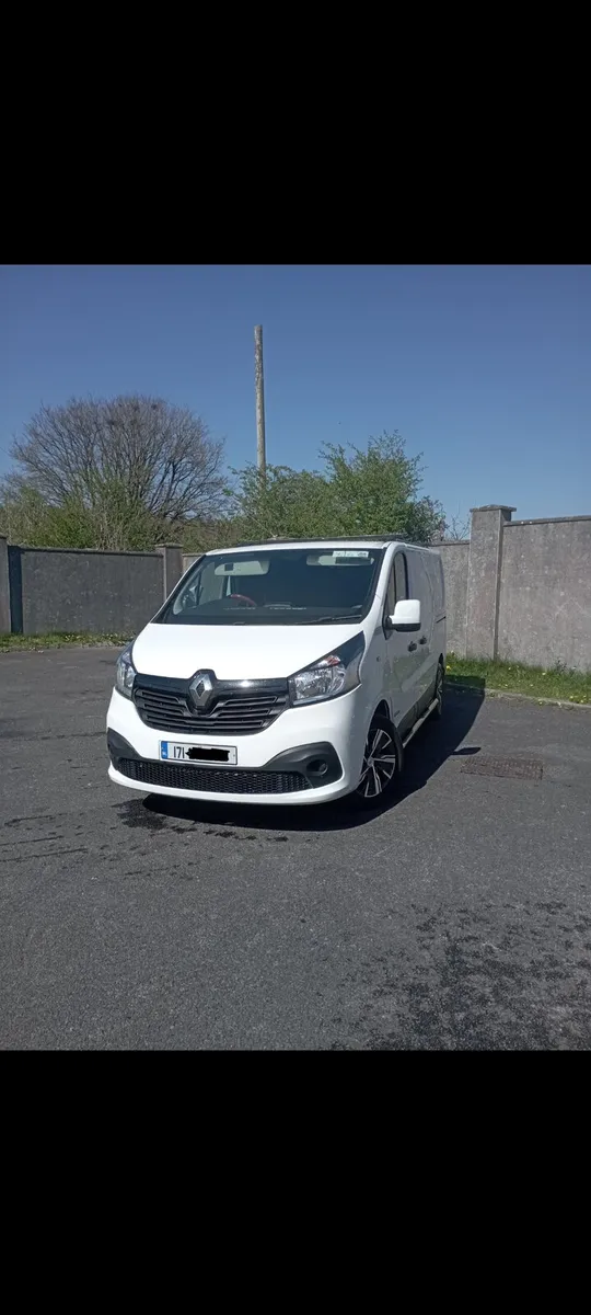 Van - Image 3