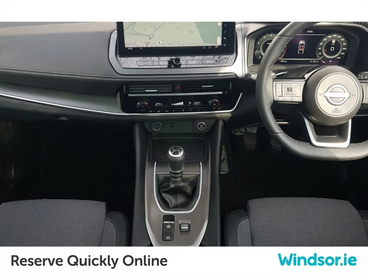 Nissan QASHQAI 1.3 PET Mild Hybrid SV Premium  3 - Image 4
