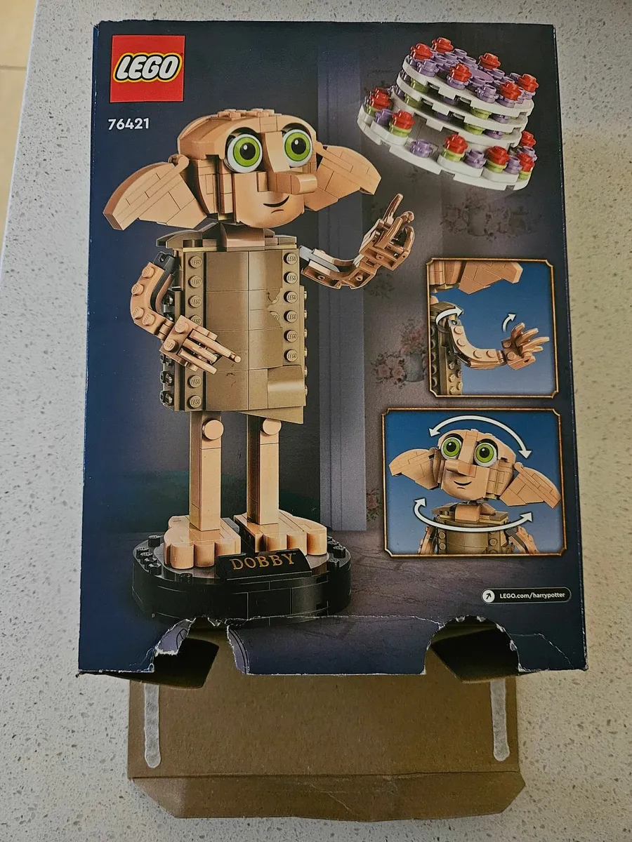 Lego: Dobby the House Elf 76421 - Image 4