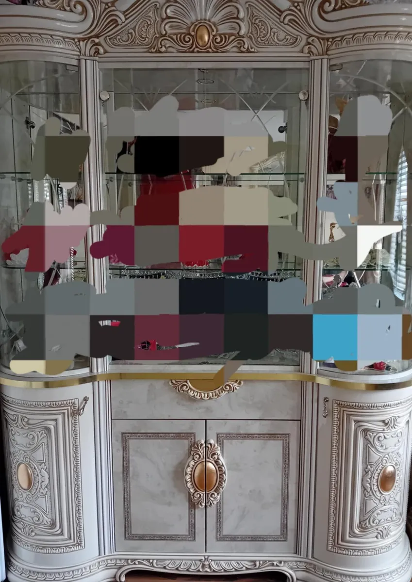 Italian furniture - Image 1